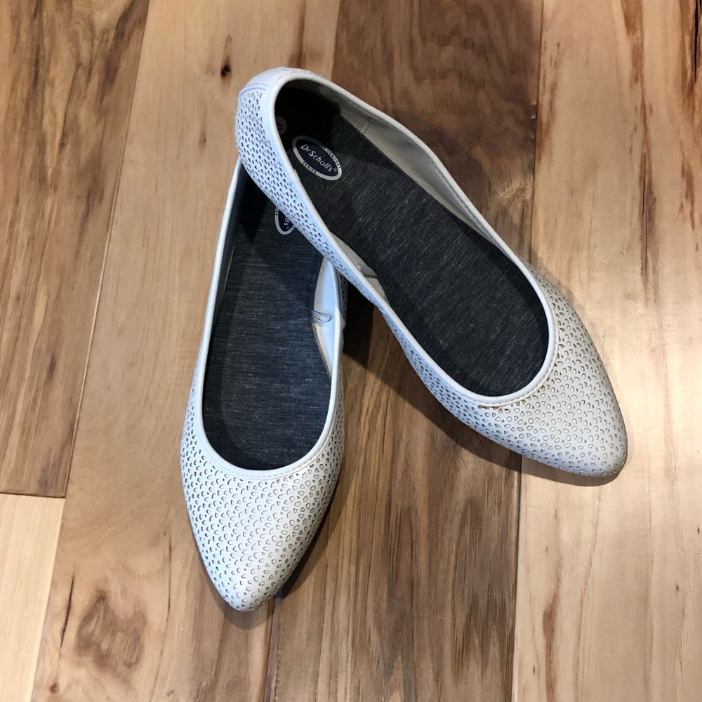 NWOB White Dr Scholls flats